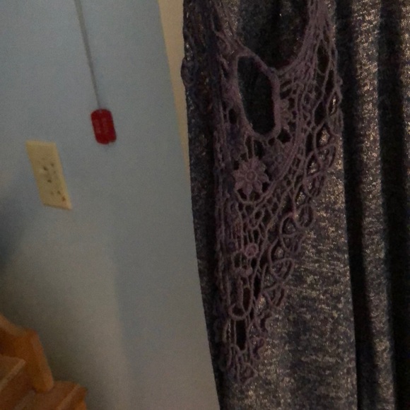 Blue cold shoulder blouse - Picture 3 of 3